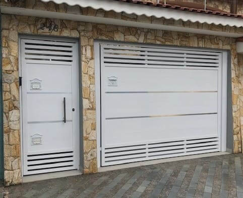 Portão em alumínio