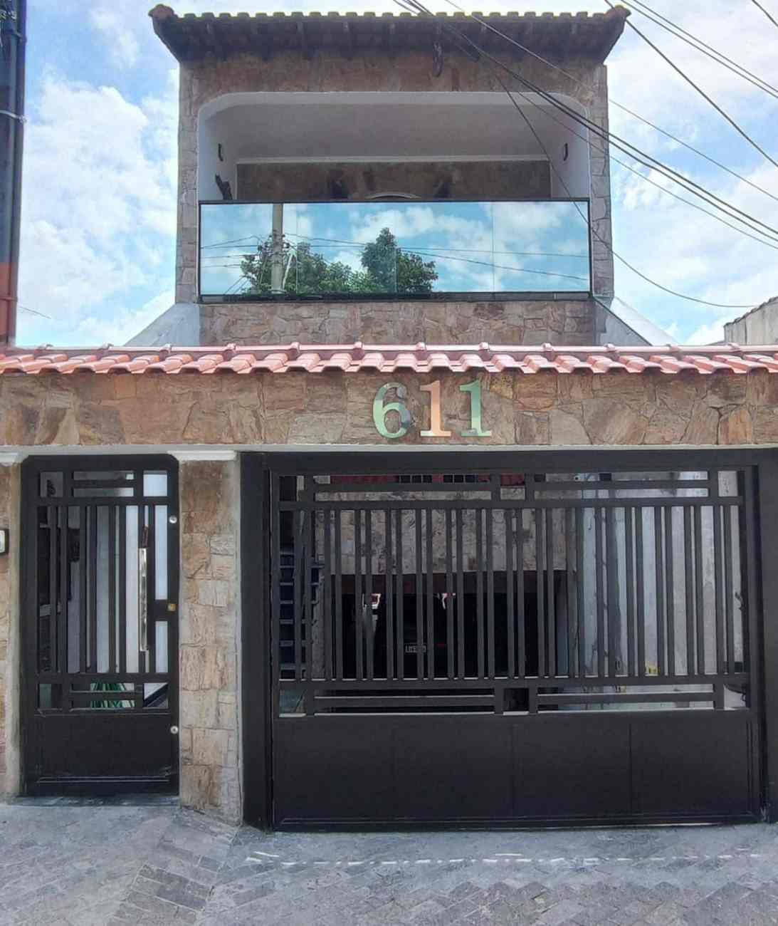 Portão em alumínio