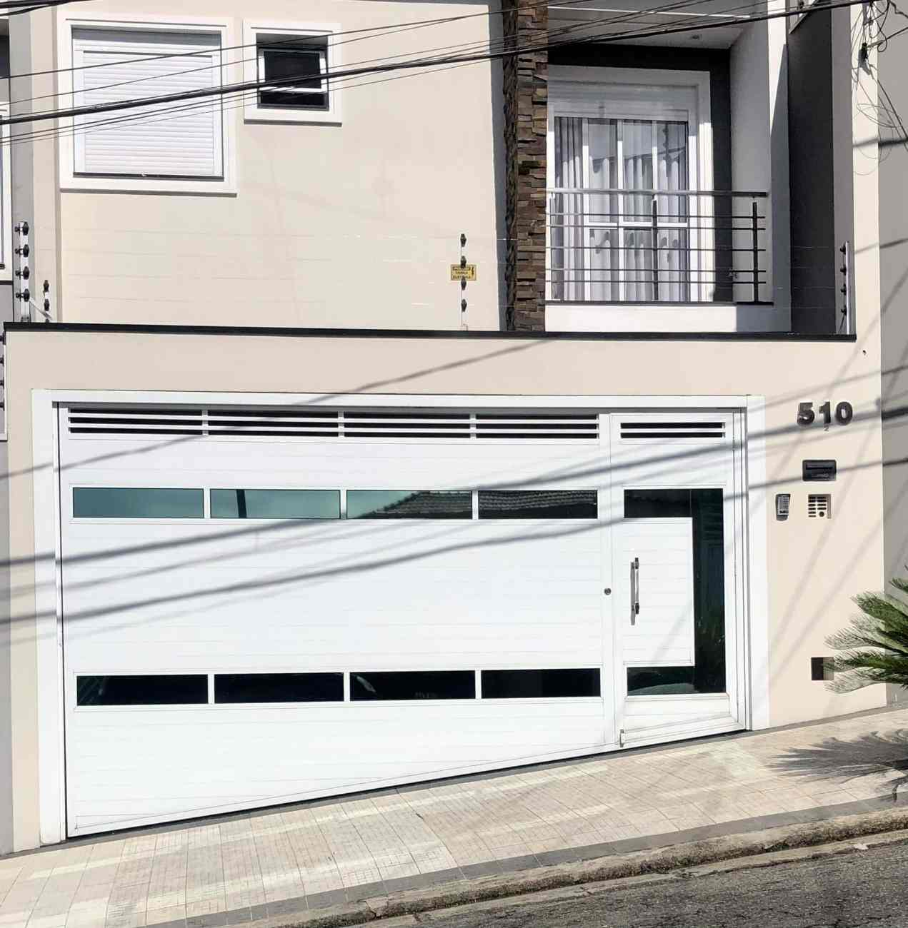 Portão em alumínio