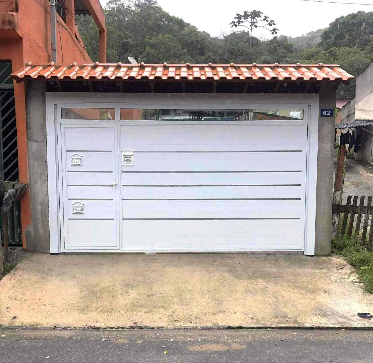 Portão em alumínio